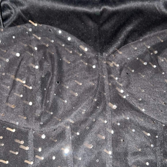 SPARKLY BLACK LONGSLEEVE DRESS - Picture 2 of 5